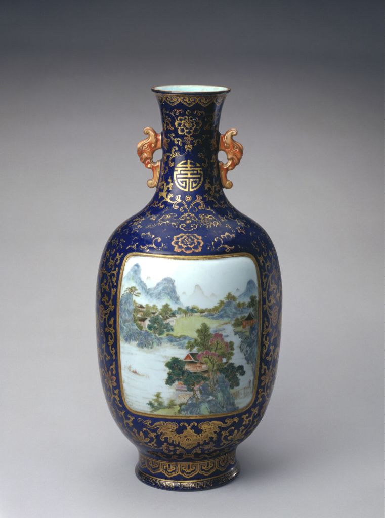 图片[1]-Ear-wall bottle with golden painted pastel and bright landscape image-China Archive